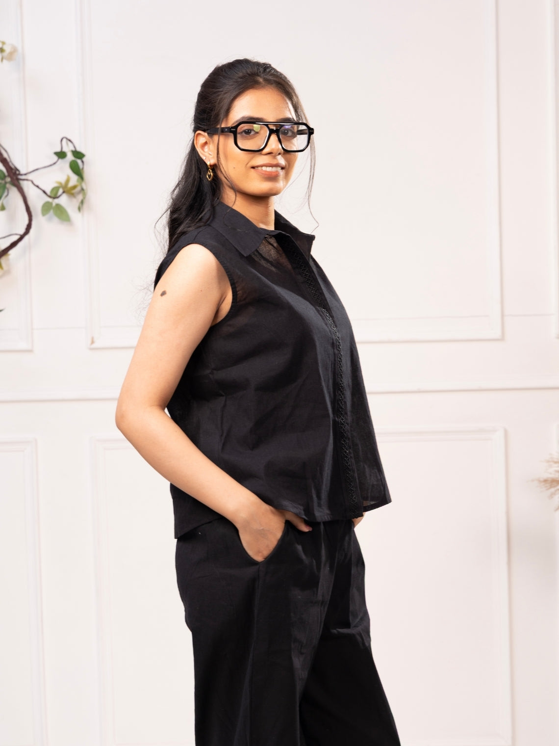 Naari – Black Khadi Co-ord Set with Lace Detailing
