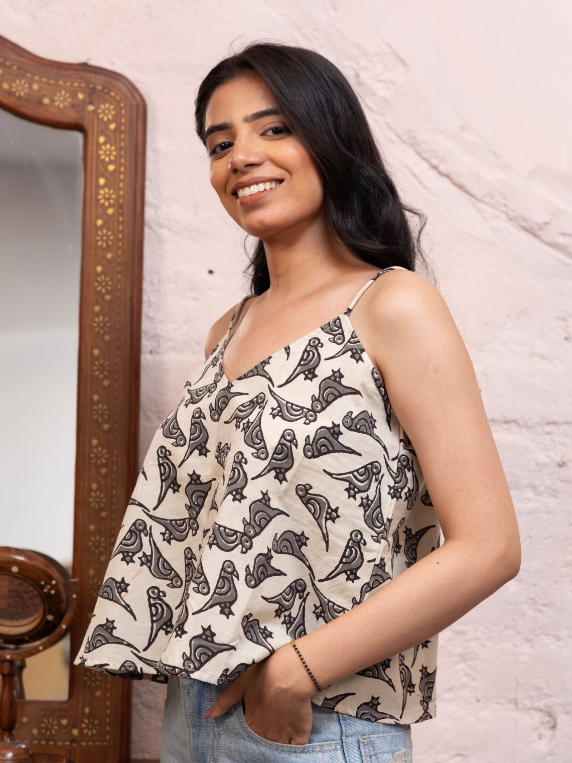 Kaatha – Black Bird Block Print Crop Top
