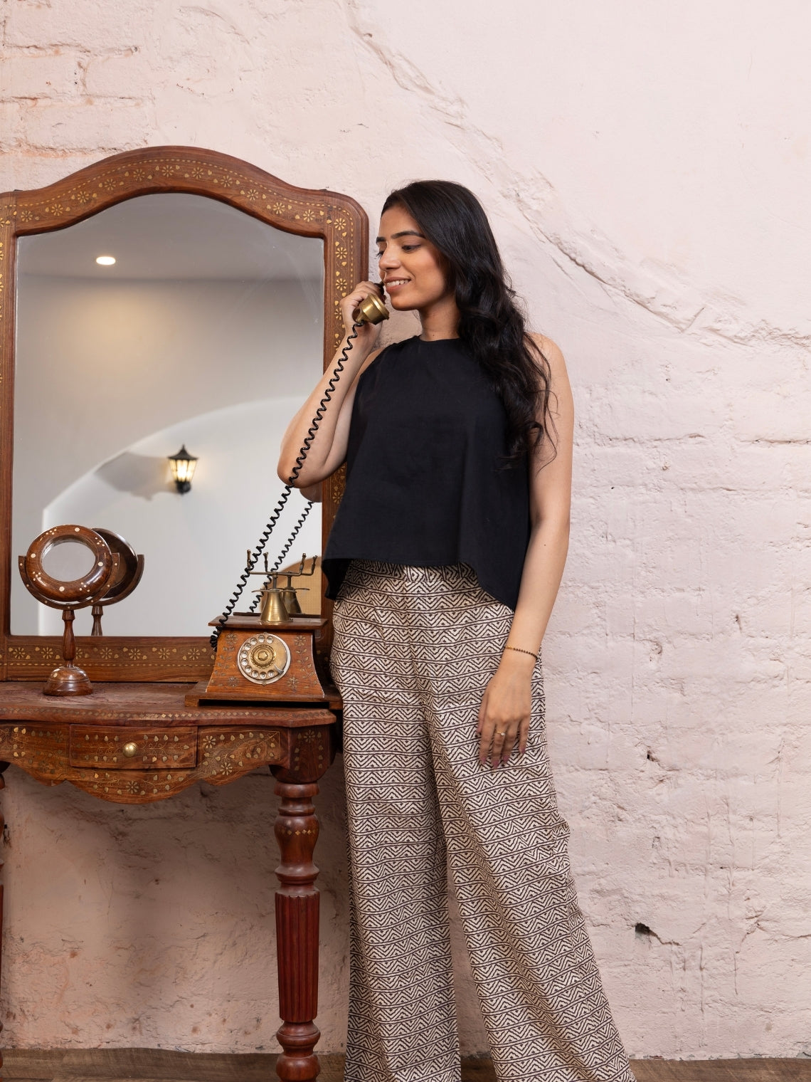 Arohi – Black Crop Top with Printed Cotton Pants